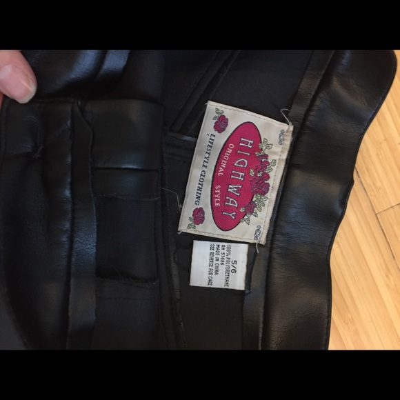 Vintage Vegan Leather High Waisted Shorts - Picture 3 of 6